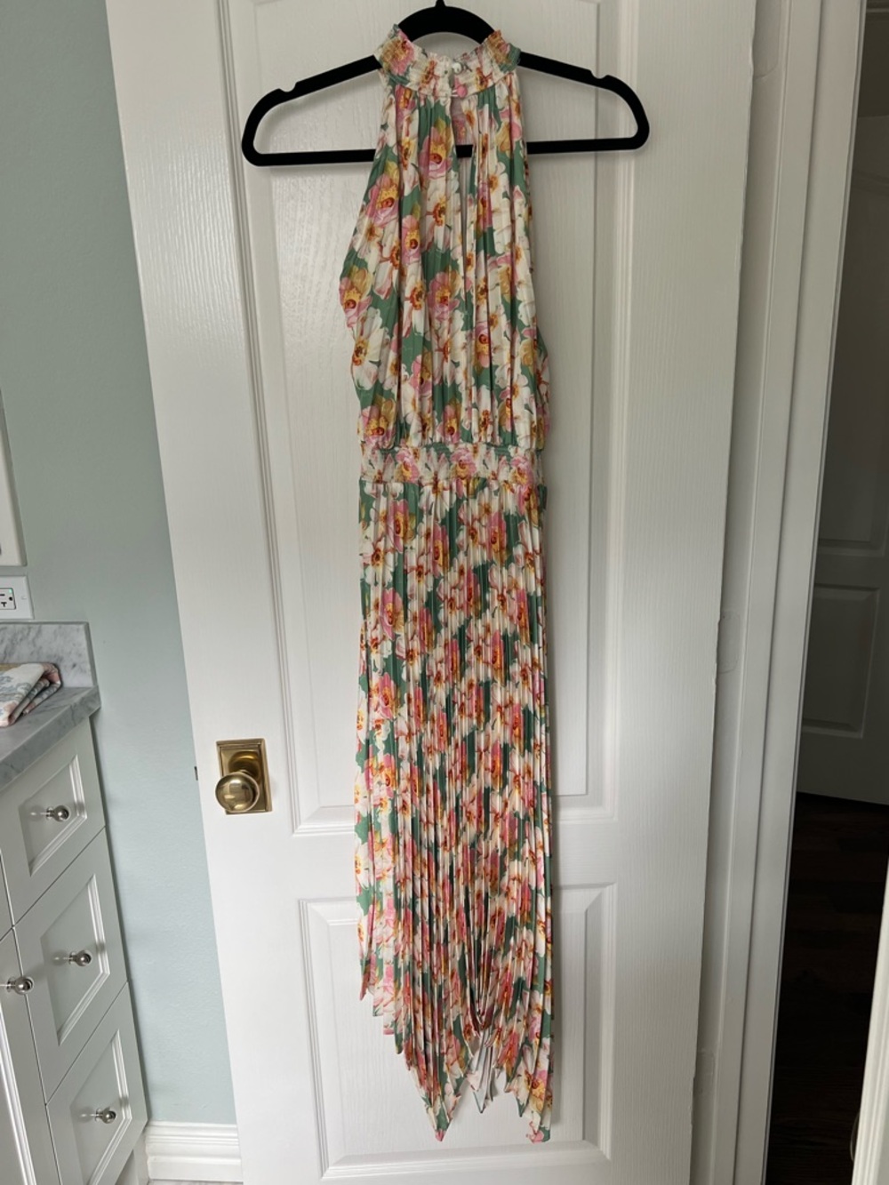 Petal & Pup Floral Halter Midi Dress - Picture 2 of 8